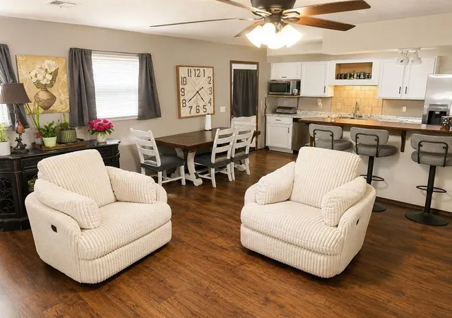 4th image of 409 S 23Rd Pl, Clinton, OK 73601 | MLS# 1243866