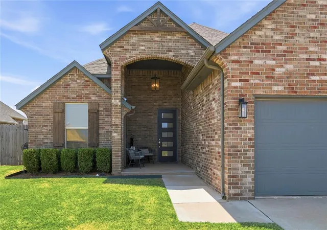 Photo 3 of Single family home for sale at 9308 Sw 40th Street, Oklahoma City, OK 73179 | MLS# 1243867 | Listing updated on 2026-08-31
