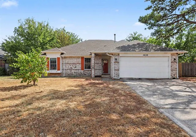 Photo 1 of Sale Pending at 10128 Hollyhead Wy, Yukon, OK 73099 | MLS# 1243886 | Listing updated on 2026-09-18
