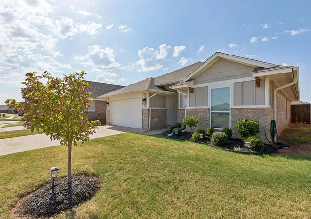Photo 3 of Sale Pending at 3404 NW 181 Street, Edmond, OK 73012 | MLS# 1243897 | Listing updated on 2026-08-24