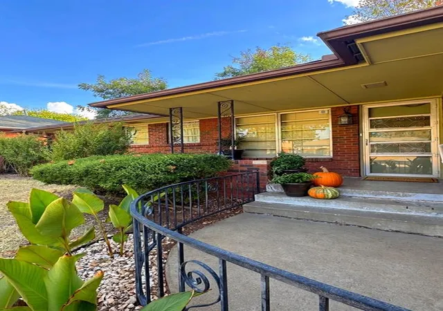 Photo 1 of Single family home for sale at 200 Leonard Ln, Oklahoma City, OK 73110 | MLS# 1243901 | Listing updated on 2026-10-01