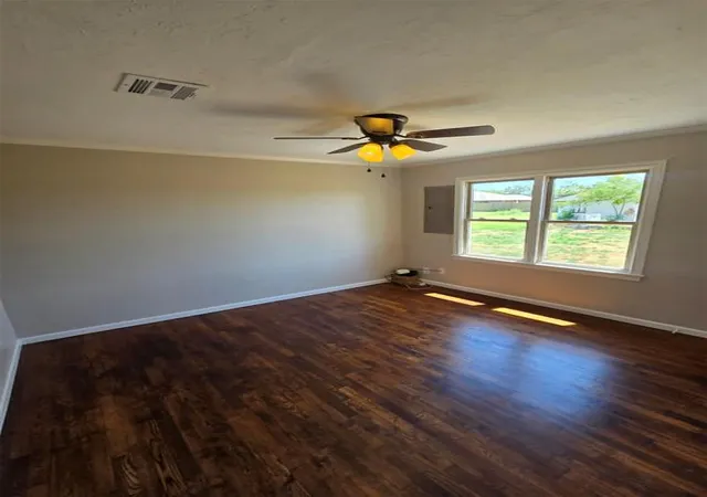 21st image of 524 W 1st St, Stroud, OK 74079 | MLS# 1243919