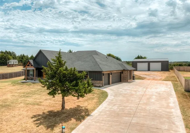 Photo 3 of Sale Pending at 9770 Pastoral Dr, Guthrie, OK 73044 | MLS# 1243926 | Listing updated on 2026-09-04