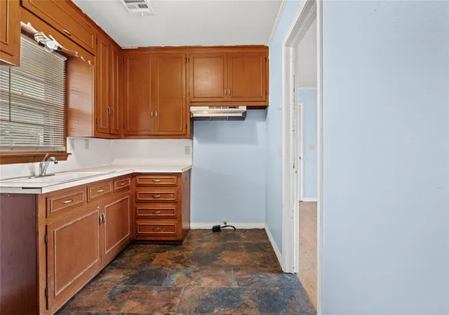4th image of 600 N Congress St, Clinton, OK 73601 | MLS# 1243927