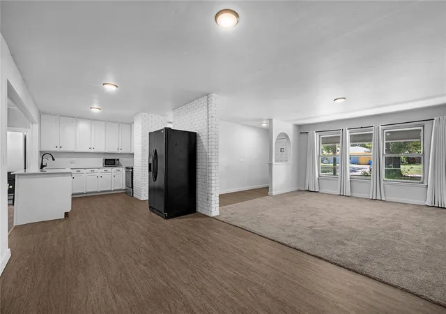 Photo 3 of Single family home for sale at 1532 Pearl St, Duncan, OK 73533 | MLS# 1243930 | Listing updated on 2026-10-08