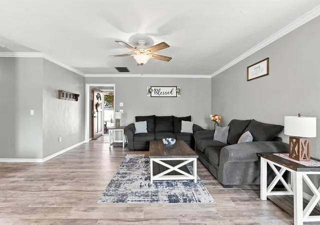 Photo 4 of Single family home for sale at 18412 Scarlet Oak Ln, Edmond, OK 73012 | MLS# 1243939 | Listing updated on 2026-09-08