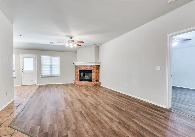 Photo 4 of Sale Pending at 204 John Rausch Ln, Edmond, OK 73003 | MLS# 1243955 | Listing updated on 2026-08-19