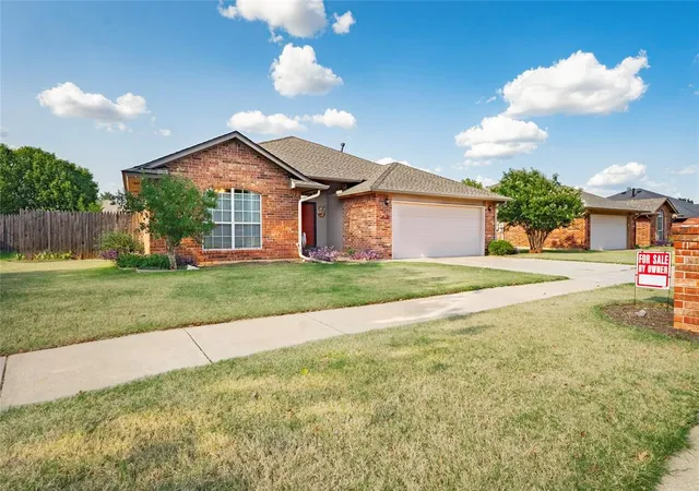 Photo 2 of Sale Pending at 2609 Nw 163rd Street, Edmond, OK 73013 | MLS# 1243962 | Listing updated on 2026-09-04