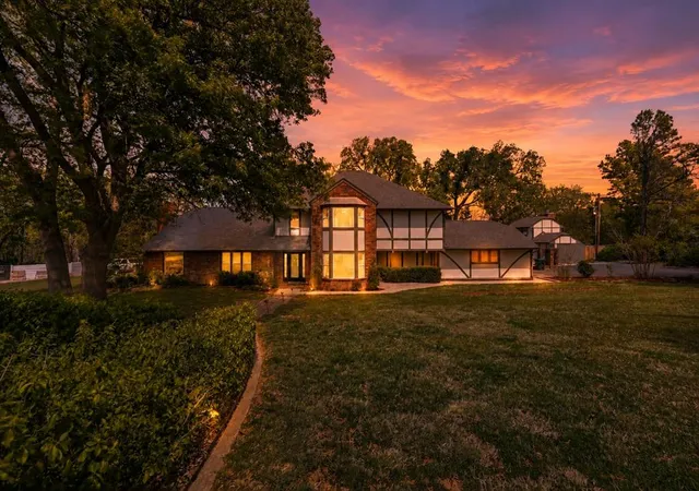 1st image of 3853 Lewis St, Norman, OK 73026 | MLS# 1243973