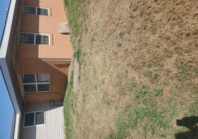 3rd image of 321 Pawnee Rd #B, Burns Flat, OK 73647 | MLS# 1243984