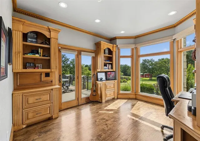 Photo 4 of Single family home for sale at 9325 E State Hwy 9, Norman, OK 73026 | MLS# 1243993 | Listing updated on 2026-08-27