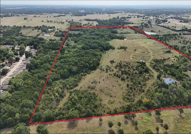 4th image of 20580 Harrison Rd, Tecumseh, OK 74873 | MLS# 1244022