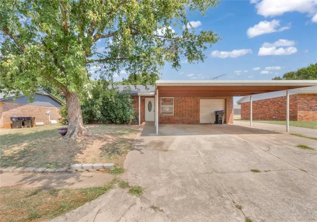 1st image of 603 Willis St, Noble, OK 73068 | MLS# 1244032