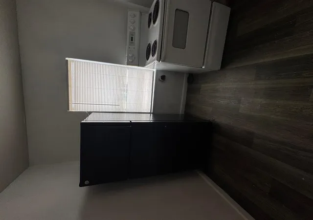 Listing Photo 2 - Condo for sale in building located at 3204 S Portland Ave, Oklahoma City, OK 73119