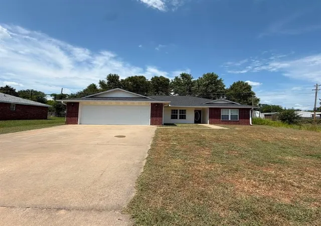 Photo 1 of Single family home for sale at 701 Kody Ln, Sallisaw, OK 74955 | MLS# 1244050 | Listing updated on 2026-09-03