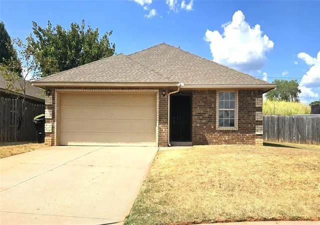 1st image of 805 Crown Heights Ln, Purcell, OK 73080 | MLS# 1244052