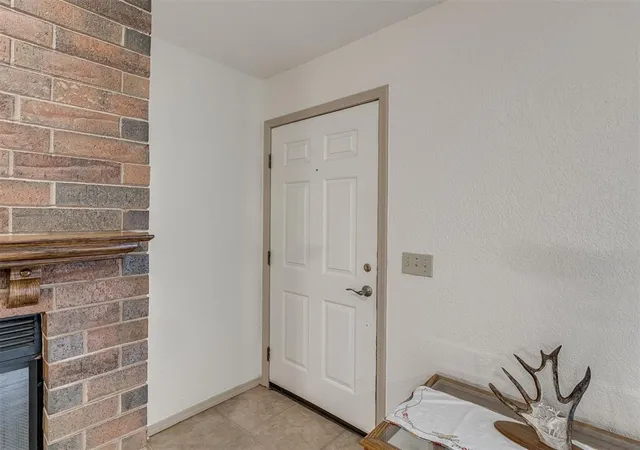 Listing Photo 5 - Condo for sale in building located at 3200 W Britton Rd, Oklahoma, OK 73120 - Unit #92
