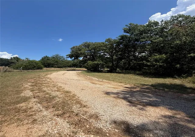 Photo 3 of Sale Pending at 1336 Saybrook Rd, Ardmore, OK 73401 | MLS# 1244073 | Listing updated on 2026-09-29
