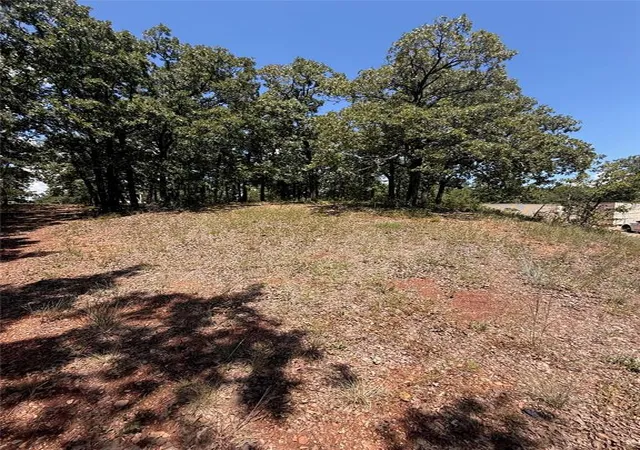 Photo 4 of Sale Pending at 1336 Saybrook Rd, Ardmore, OK 73401 | MLS# 1244073 | Listing updated on 2026-09-29