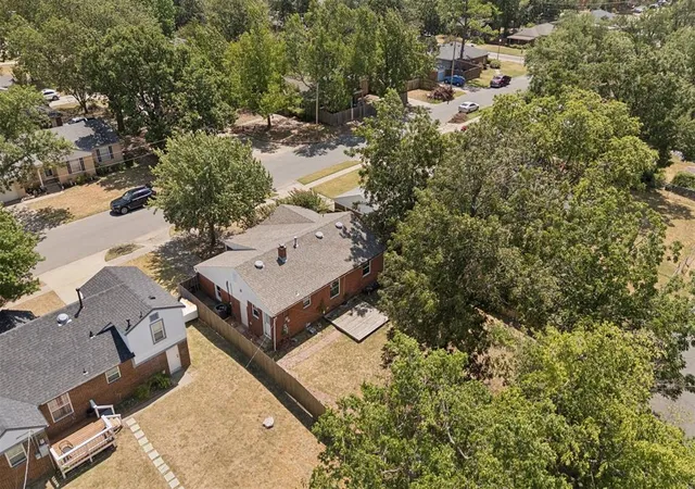 Photo 3 of Single family home for sale at 1914 Virginia St, Norman, OK 73071 | MLS# 1244076 | Listing updated on 2026-08-19
