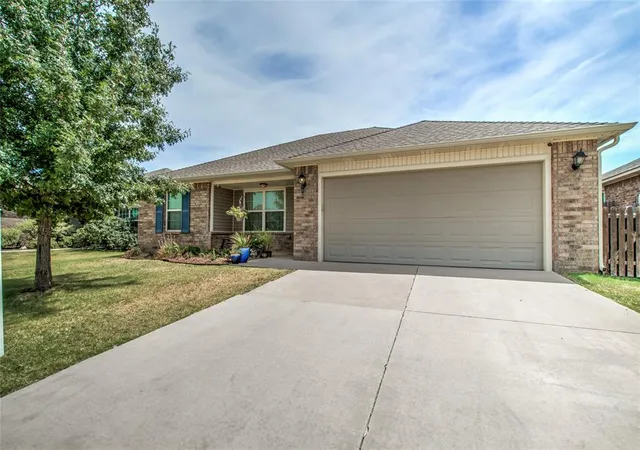 Photo 1 of Sale Pending at 2900 Sunberry Way, Yukon, OK 73099 | MLS# 1244083 | Listing updated on 2026-09-01