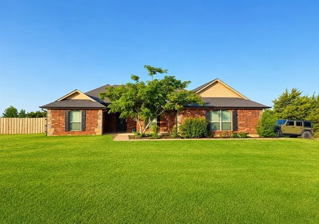 1st image of 5741 Timberland Xing, Guthrie, OK 73044 | MLS# 1244089