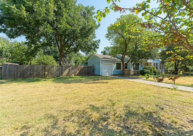 Photo 1 of Sale Pending at 1209 Melrose Dr, Norman, OK 73069 | MLS# 1244093 | Listing updated on 2026-08-14