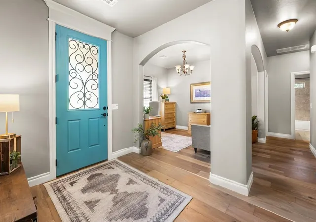 Photo 4 of Single family home for sale at 14220 Red Oak Dr, Edmond, OK 73034 | MLS# 1244096 | Listing updated on 2026-09-30
