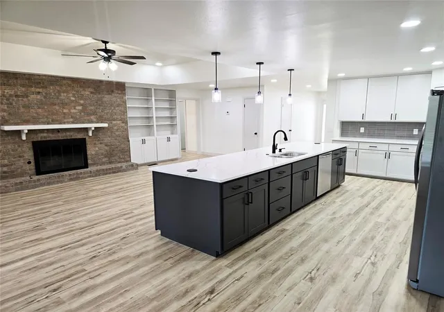 Photo 5 of Single family home for sale at 11905 Camelot Pl, Oklahoma City, OK 73120 | MLS# 1244100 | Listing updated on 2026-08-26