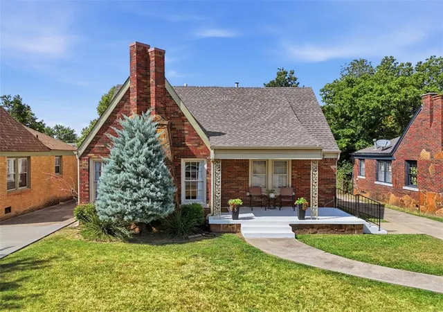 1st image of 2309 Nw 27th St, Oklahoma City, OK 73107 | MLS# 1244119
