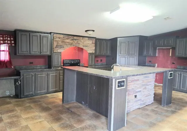 image of 21863 Fishmarket Rd, Tecumseh, OK 74873 | MLS# 1244121