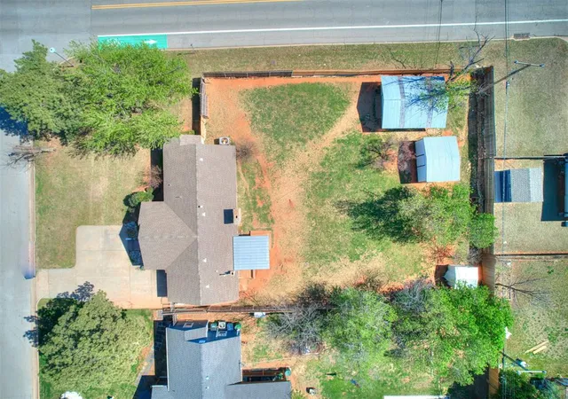 Photo 3 of Single family home for sale at 800 Nw 49th Street, Oklahoma City, OK 73118 | MLS# 1244124 | Listing updated on 2026-09-18