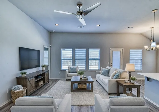 Photo 3 of Sale Pending at 6805 NW 157th Terrace, Edmond, OK 73013 | MLS# 1244125 | Listing updated on 2026-08-29