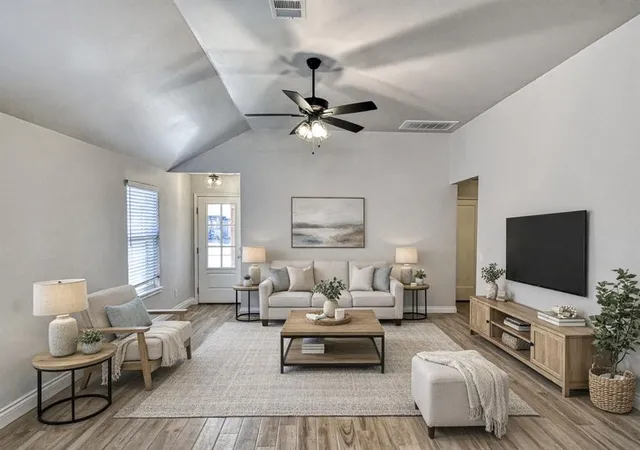 Photo 4 of Single family home for sale at 3901 NW 177th Street, Edmond, OK 73012 | MLS# 1244126 | Listing updated on 2026-08-19