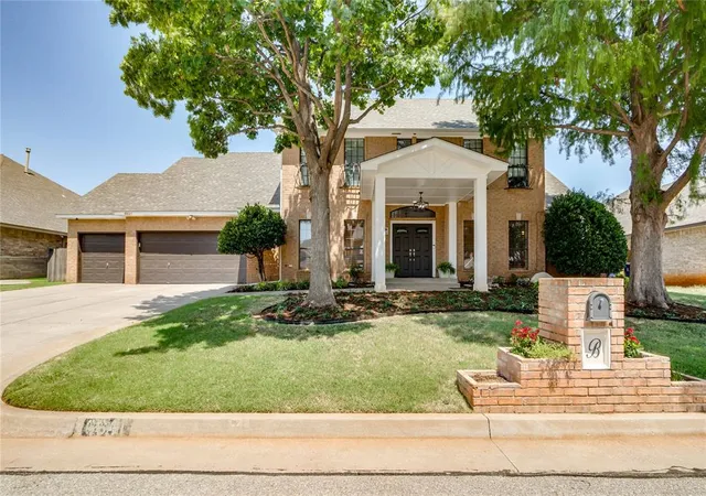 Single family home for sale at 6641 Nw 116Th St, Oklahoma City, OK 73162 | MLS# 1244156