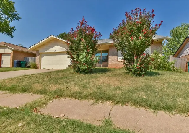 2nd image of 4617 Royal Oak Dr, Oklahoma City, OK 73135 | MLS# 1244172