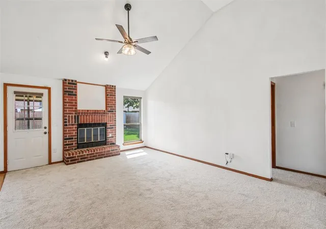 Photo 4 of Sale Pending at 1924 Oakwood E Blvd, Midwest City, OK 73130 | MLS# 1244183 | Listing updated on 2026-08-28