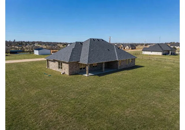 49th image of 1185 Wolf Creek Dr, Blanchard, OK 73010 | MLS# 1244187