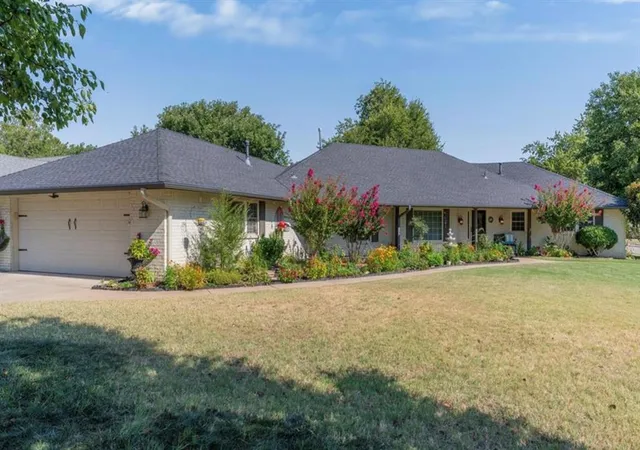 Photo 1 of Single family home for sale at 10001 Harvest Hills Rd, Oklahoma City, OK 73162 | MLS# 1244190 | Listing updated on 2026-10-07