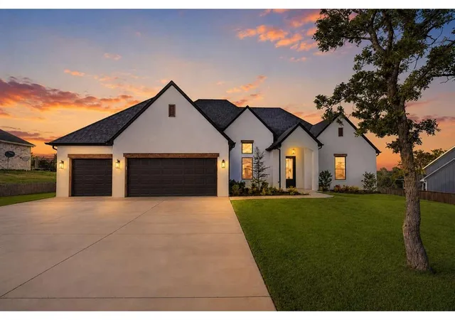 Photo 1 of Single family home for sale at 3072 Road Runner Ct, Guthrie, OK 73044 | MLS# 1244194 | Listing updated on 2026-08-31