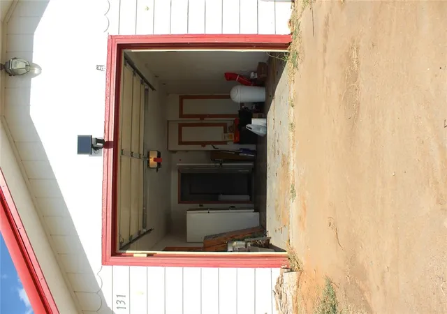 5th image of 131 Wood St, Fort Cobb, OK 73038 | MLS# 1244220