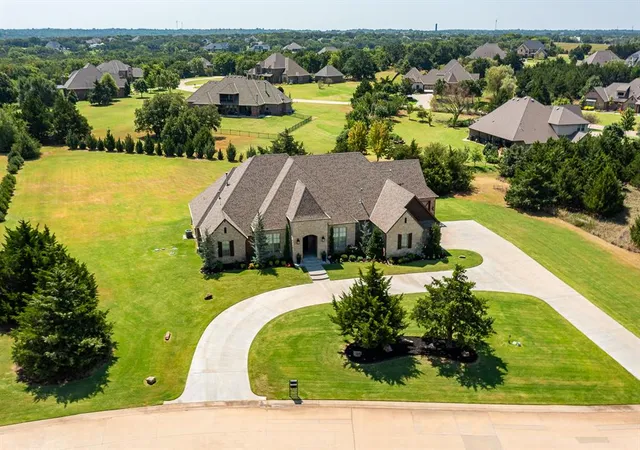 3rd image of 1116 Abberly Cir, Arcadia, OK 73007 | MLS# 1244223