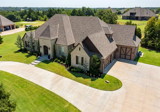 4th image of 1116 Abberly Cir, Arcadia, OK 73007 | MLS# 1244223