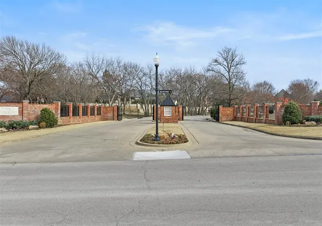 10th image of 2205 Torrey Pnes, Ardmore, OK 73401 | MLS# 1244254