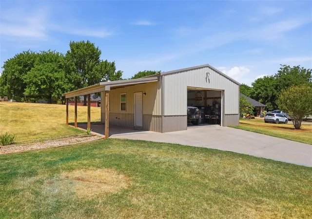 Photo 2 of Sale Pending at 2430 County Rd 1328, Blanchard, OK 73010 | MLS# 1244255 | Listing updated on 2026-09-25