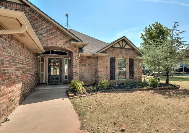 2nd image of 923 County Street 2935, Tuttle, OK 73089 | MLS# 1244258