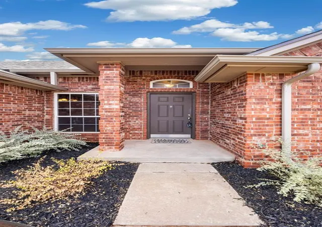 Photo 3 of Single family home for sale at 7520 Nw 135th St, Oklahoma City, OK 73142 | MLS# 1244262 | Listing updated on 2026-09-24