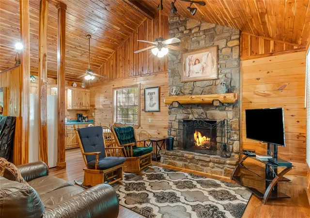 Photo 4 of Single family home for sale at 22 Woodland Cir, Broken Bow, OK 74728 | MLS# 1244269 | Listing updated on 2026-08-19