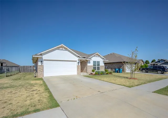 2nd image of 1731 Gladington Ct, Newcastle, OK 73065 | MLS# 1244277