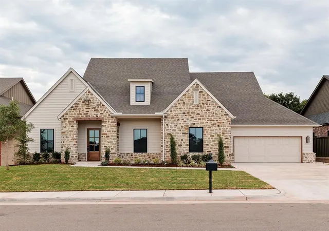 Photo 1 of Single family home for sale at 2316 Pallante St, Edmond, OK 73034 | MLS# 1244305 | Listing updated on 2026-09-18